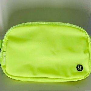 NWT Zaded Zap - Belt Bag